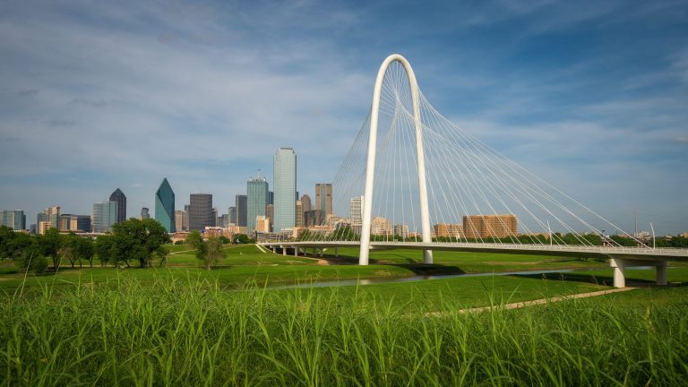 Margaret Hunt Hill Bridge and downtown Dallas